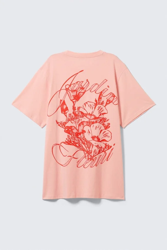 Graphic Oversized Cotton T-Shirt – Light Pink – Floral Print Graphic Oversized Cotton T-Shirt – Light Pink – Floral Print