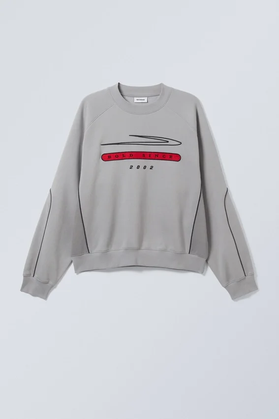 Graphic Regular Raglan Sweatshirt – Bold Since 2002 Graphic Regular Raglan Sweatshirt – Bold Since 2002