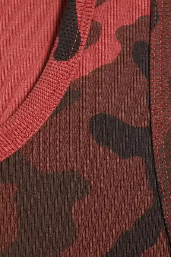 Graphic Rib Tank Top – Red Camouflage Graphic Rib Tank Top – Red Camouflage
