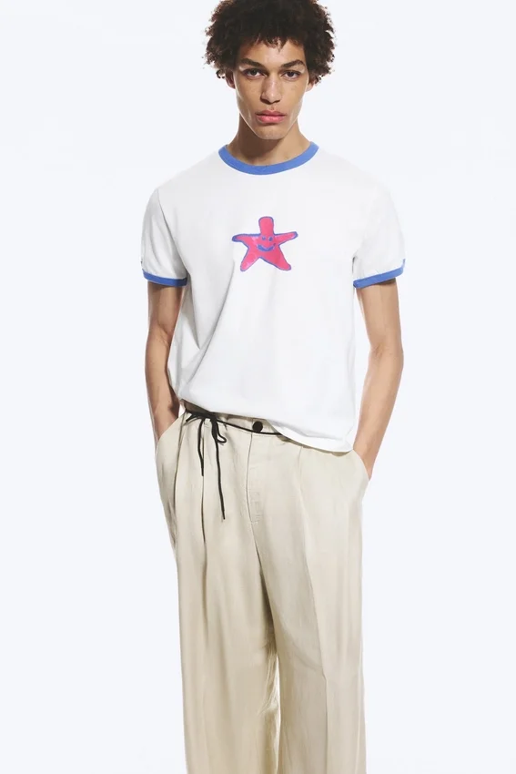 Graphic T-Shirt – White – Star Graphic T-Shirt – White – Star