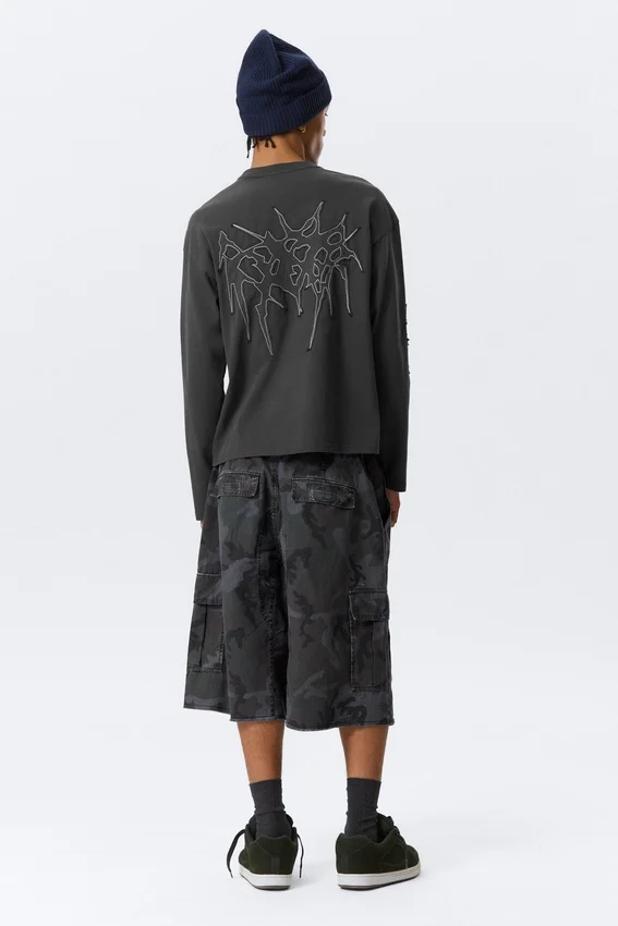 Great Boxy Graphic Long Sleeve T-Shirt – Dark Grey – Tristar Great Boxy Graphic Long Sleeve T-Shirt – Dark Grey – Tristar