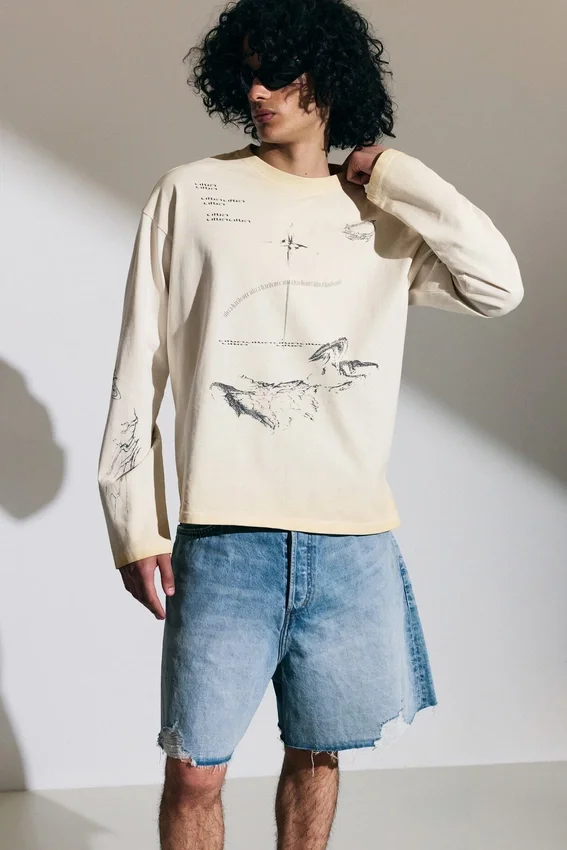 Great Boxy Graphic Long Sleeve T-Shirt – Light Dusty Mole – Sketch Great Boxy Graphic Long Sleeve T-Shirt – Light Dusty Mole – Sketch