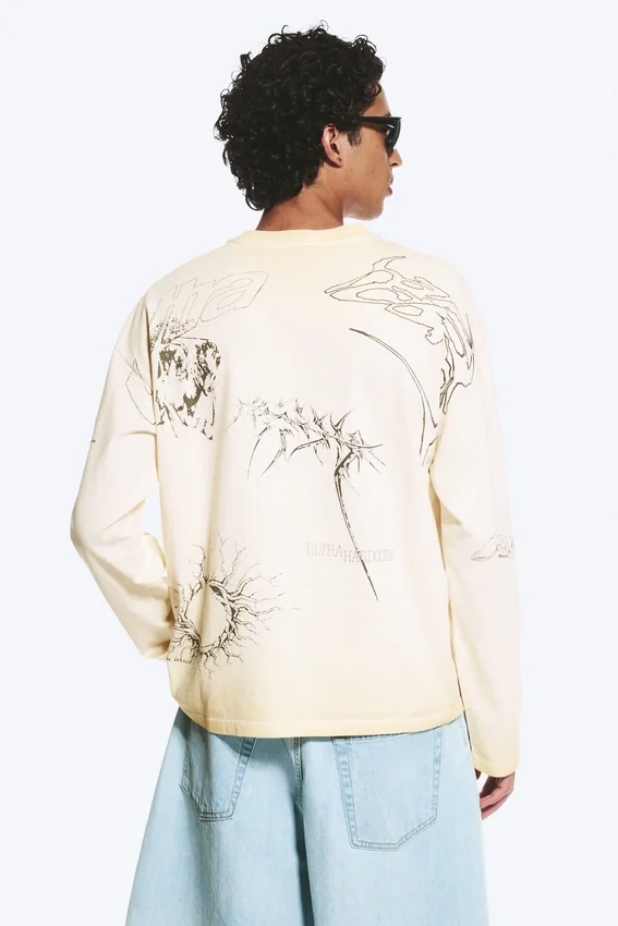 Great Boxy Graphic Long Sleeve T-Shirt – Light Dusty Mole – Sketch Great Boxy Graphic Long Sleeve T-Shirt – Light Dusty Mole – Sketch