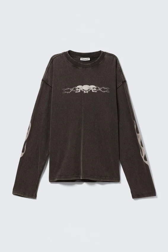 Great Boxy Graphic Long Sleeve T-Shirt – Washed Black – Skull Flame Great Boxy Graphic Long Sleeve T-Shirt – Washed Black – Skull Flame
