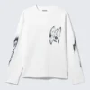 Great Boxy Graphic Long Sleeve T-Shirt – White – Abstract Print Great Boxy Graphic Long Sleeve T-Shirt – White – Abstract Print