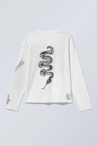Great Boxy Graphic Long Sleeve T-Shirt – White – Skeleton Dreams