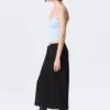 Hanne H Capri Suiting Trousers – Black Hanne H Capri Suiting Trousers – Black