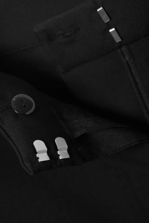 Hanne H Capri Suiting Trousers – Black Hanne H Capri Suiting Trousers – Black