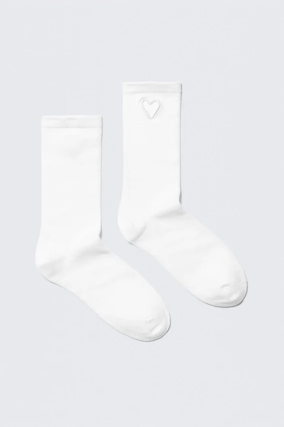 Heart Cut-Out Crew Socks – White Heart Cut-Out Crew Socks – White