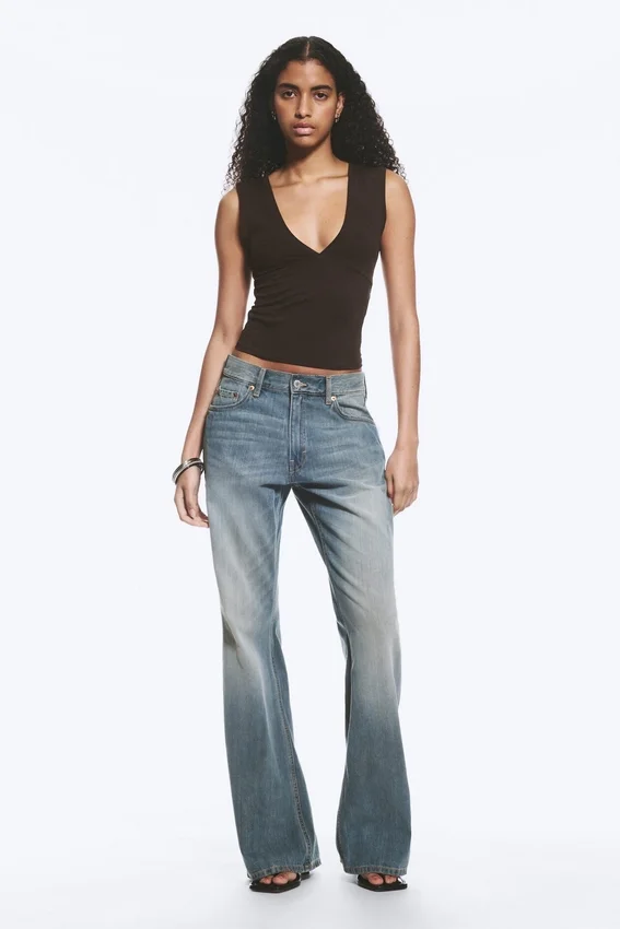 Helix Low Rise Regular Flared Jeans – Gloria Blue – Medium Blue Helix Low Rise Regular Flared Jeans – Gloria Blue – Medium Blue