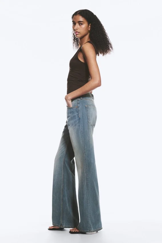 Helix Low Rise Regular Flared Jeans – Gloria Blue – Medium Blue Helix Low Rise Regular Flared Jeans – Gloria Blue – Medium Blue