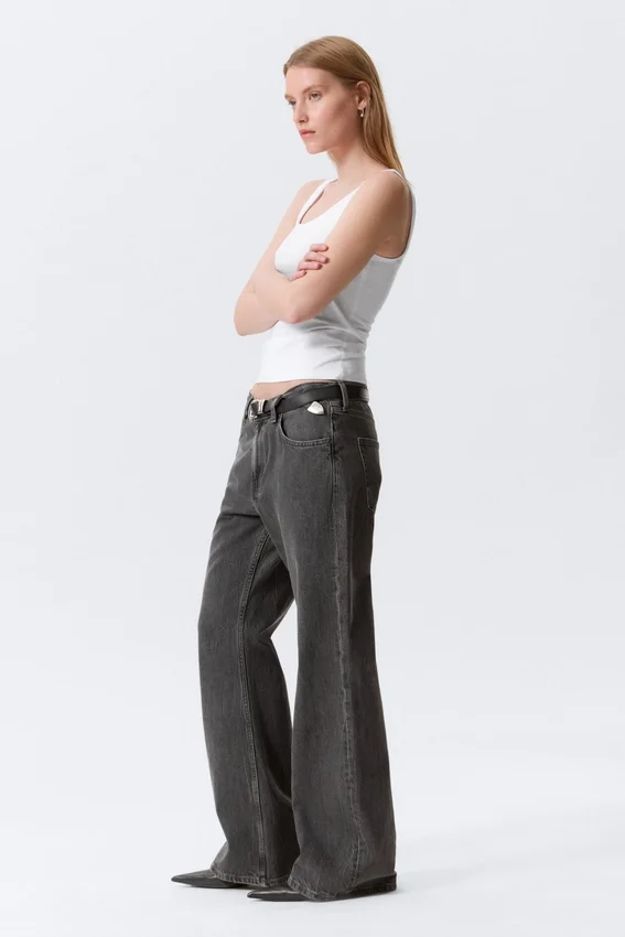 Helix Low Rise Relaxed Flared Leg Jeans – Risso Black – Black Helix Low Rise Relaxed Flared Leg Jeans – Risso Black – Black