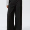 High Waisted Wide Leg Suiting Trousers – Black High Waisted Wide Leg Suiting Trousers – Black