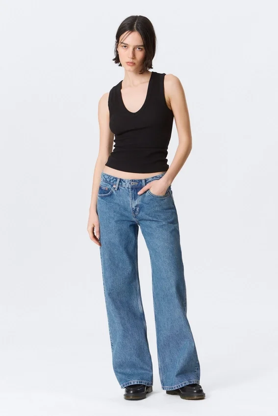 Imoo Low Rise Loose Wide Jeans – 90S Blue – Medium Blue Imoo Low Rise Loose Wide Jeans – 90S Blue – Medium Blue