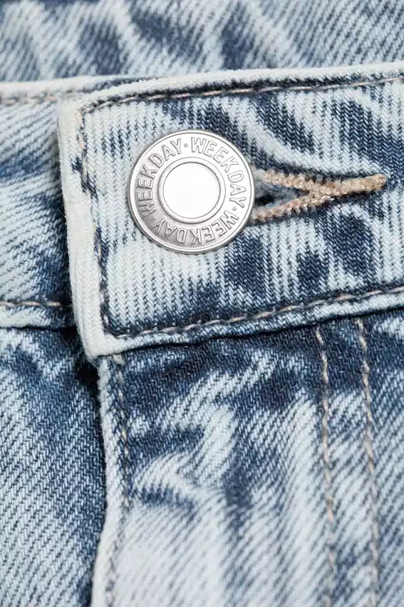 Imoo Low Rise Loose Wide Jeans – Dream Blue – Light Blue Imoo Low Rise Loose Wide Jeans – Dream Blue – Light Blue