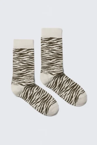 Jaqcuard Crew Socks – Beige – Tiger Stripes