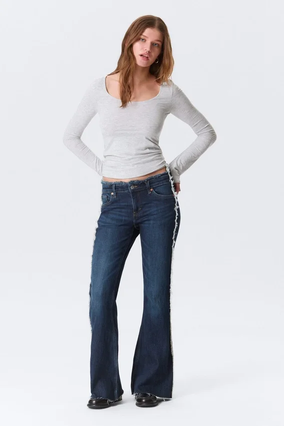 Katsumi Low Rise Frayed Flared Jeans – Summit Blue – Dark Blue Katsumi Low Rise Frayed Flared Jeans – Summit Blue – Dark Blue