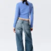 Knitted Double-Layered V-Neck Cardigan – Blue/Off-White Knitted Double-Layered V-Neck Cardigan – Blue/Off-White