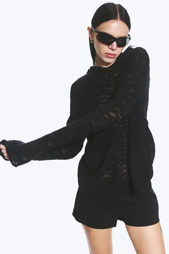 Knitted Hoodie – Black Knitted Hoodie – Black