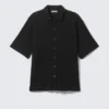 Knitted Short-Sleeved Button-Up Shirt – Black Knitted Short-Sleeved Button-Up Shirt – Black
