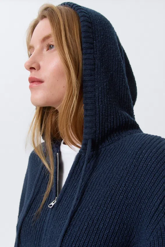 Knitted Slim Fit Zip Hoodie – Dark Navy Blue Knitted Slim Fit Zip Hoodie – Dark Navy Blue