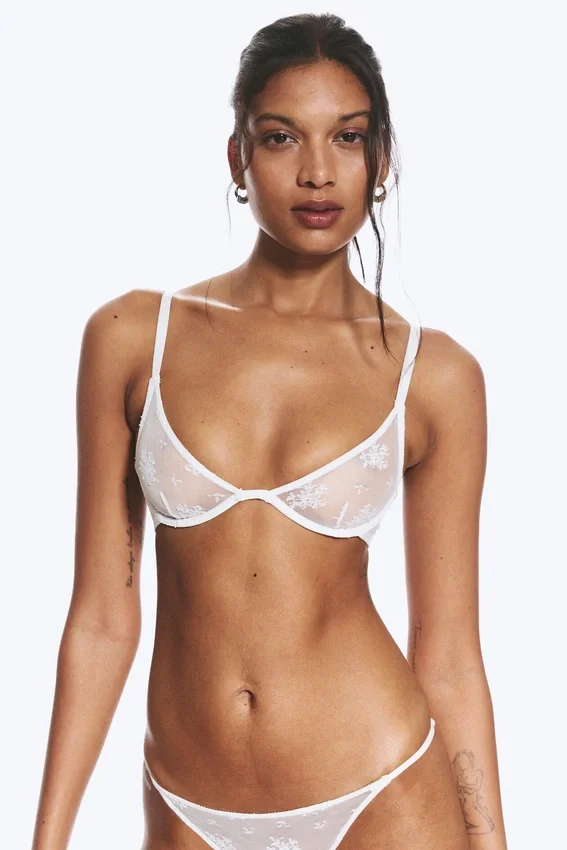 Lace Plunge Wire Bra – White Lace Plunge Wire Bra – White