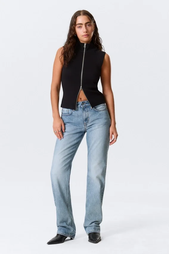 Laika Mid Rise Regular Straight Jeans – Eighteen Blue – Medium Blue Laika Mid Rise Regular Straight Jeans – Eighteen Blue – Medium Blue