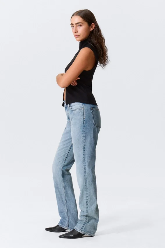 Laika Mid Rise Regular Straight Jeans – Eighteen Blue – Medium Blue Laika Mid Rise Regular Straight Jeans – Eighteen Blue – Medium Blue