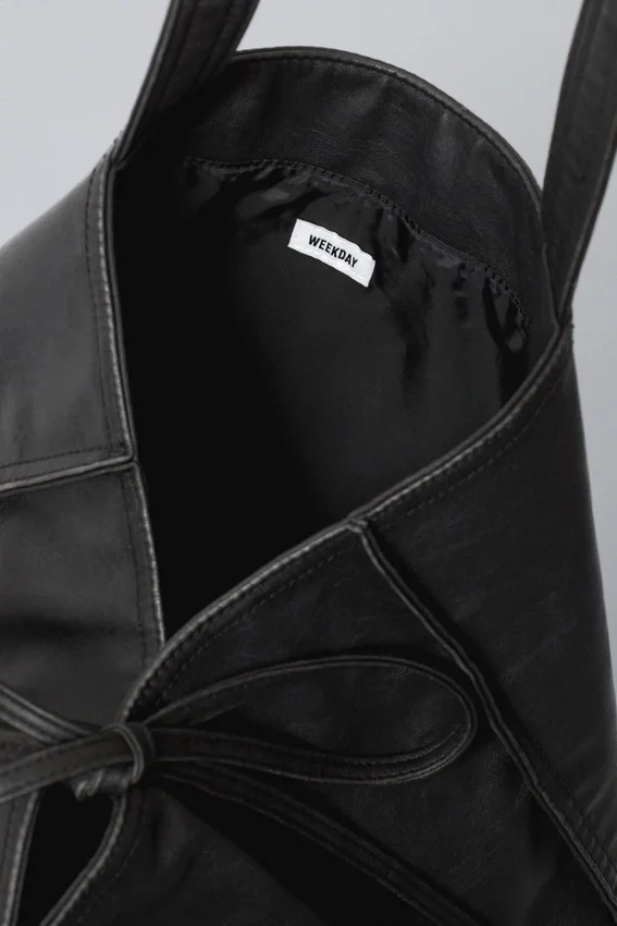 Large Faux Leather Tote Bag – Black Large Faux Leather Tote Bag – Black