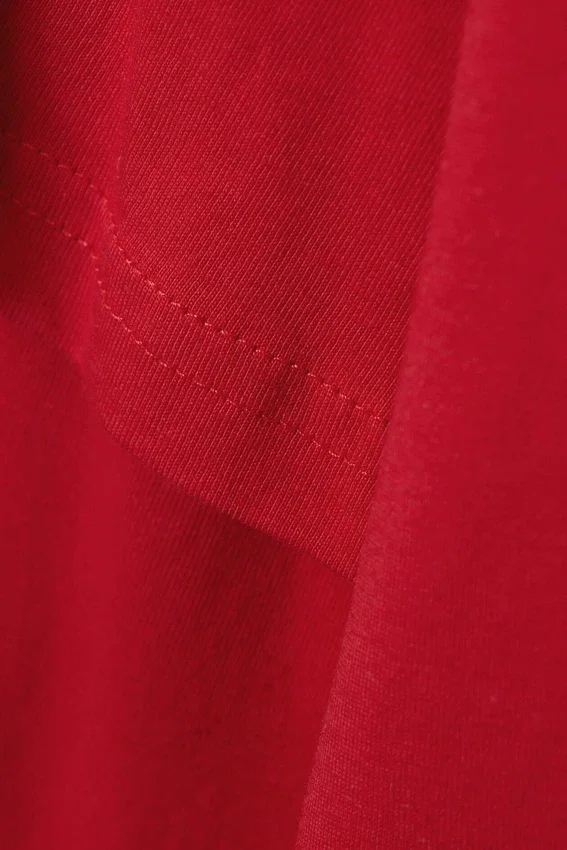 Layered Long-Sleeved Cotton T-Shirt – Bright Red Layered Long-Sleeved Cotton T-Shirt – Bright Red