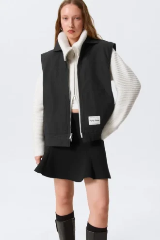 Lightly Padded Canvas Zip Vest – Black