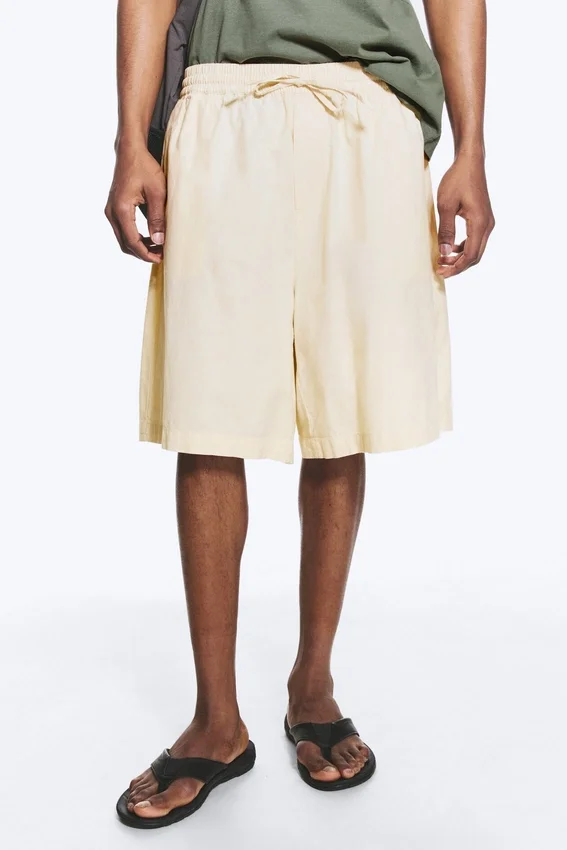Linen-Blend Shorts – Light Beige Linen-Blend Shorts – Light Beige