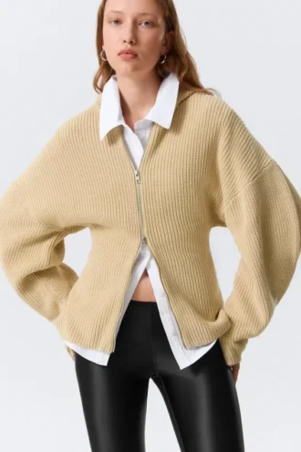 Long Knitted Zip Hoodie – Beige