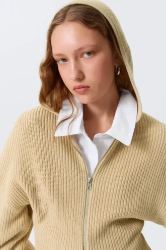 Long Knitted Zip Hoodie – Beige