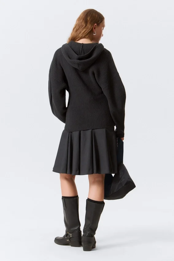 Long Knitted Zip Hoodie – Black Long Knitted Zip Hoodie – Black