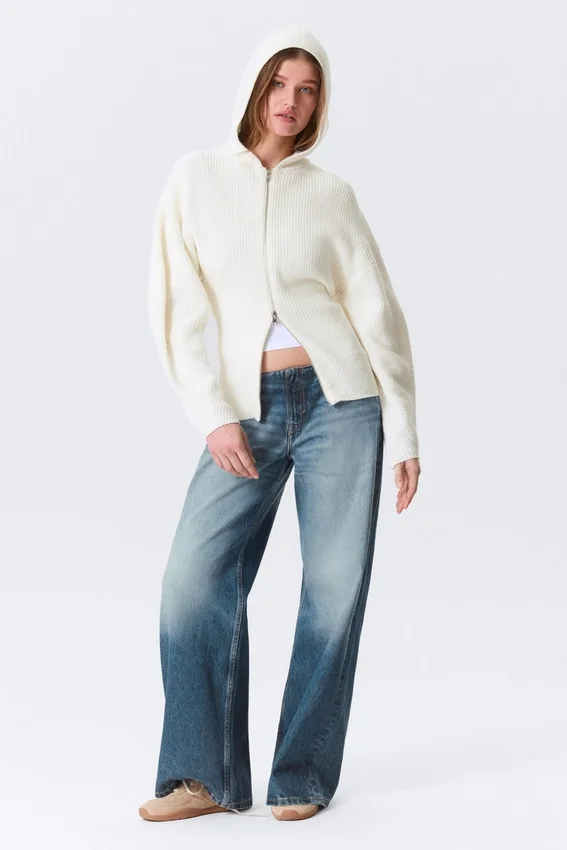 Long Knitted Zip Hoodie – White Long Knitted Zip Hoodie – White