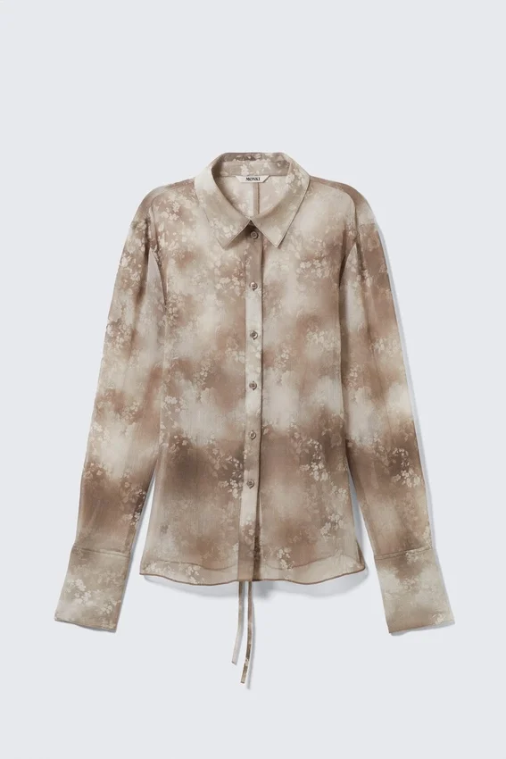 Long-Sleeve Slim Fit Shirt – Floral Pattern Long-Sleeve Slim Fit Shirt – Floral Pattern