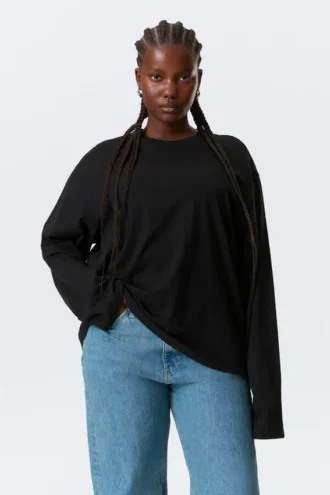 Long-Sleeved Boxy Cotton T-Shirt – Black