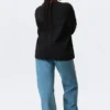 Long-Sleeved Boxy Cotton T-Shirt – Black Long-Sleeved Boxy Cotton T-Shirt – Black
