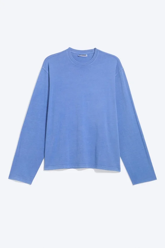 Long-Sleeved Boxy Cotton T-Shirt – Washed Blue Long-Sleeved Boxy Cotton T-Shirt – Washed Blue