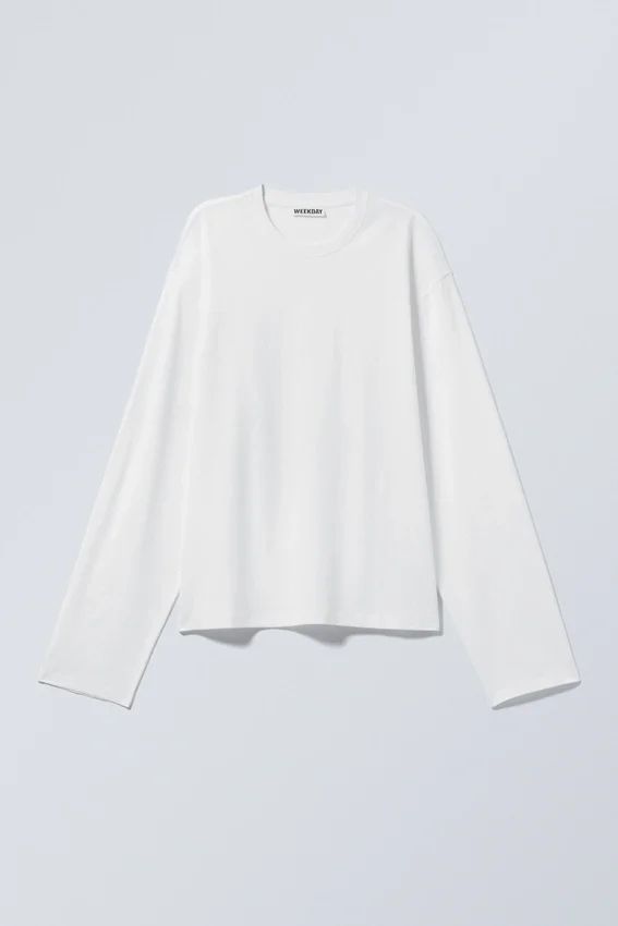 Long-Sleeved Boxy Cotton T-Shirt – White Long-Sleeved Boxy Cotton T-Shirt – White