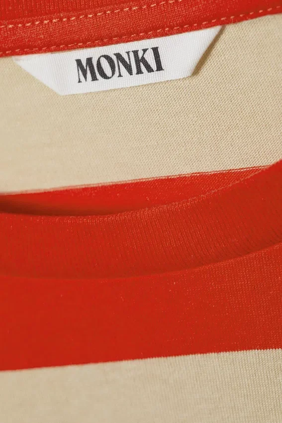 Long-Sleeved Cotton T-Shirt – Bright Red & Beige Stripes Long-Sleeved Cotton T-Shirt – Bright Red & Beige Stripes