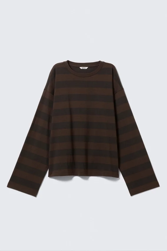 Long-Sleeved Cotton T-Shirt – Striped Dark Brown Long-Sleeved Cotton T-Shirt – Striped Dark Brown