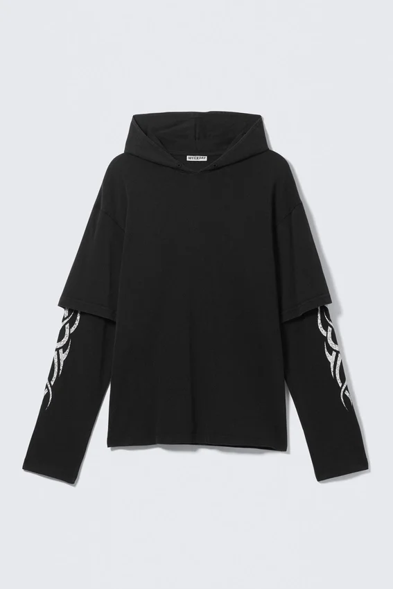Long-Sleeved Double-Layered Oversized T-Shirt – Black – White Tribal Long-Sleeved Double-Layered Oversized T-Shirt – Black – White Tribal