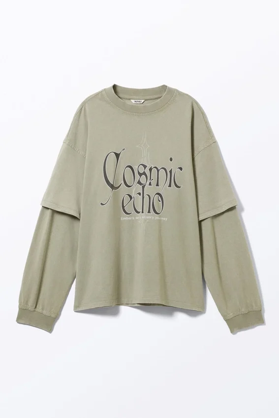 Long-Sleeved Double-Layered Oversized T-Shirt – Light Khaki – Cosmic Echo Long-Sleeved Double-Layered Oversized T-Shirt – Light Khaki – Cosmic Echo