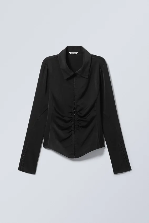 Long-Sleeved Fitted Satin Shirt – Black Long-Sleeved Fitted Satin Shirt – Black