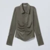 Long-Sleeved Fitted Satin Shirt – Dark Mole Long-Sleeved Fitted Satin Shirt – Dark Mole