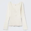 Long-Sleeved Fitted V-Neck Top – White Long-Sleeved Fitted V-Neck Top – White
