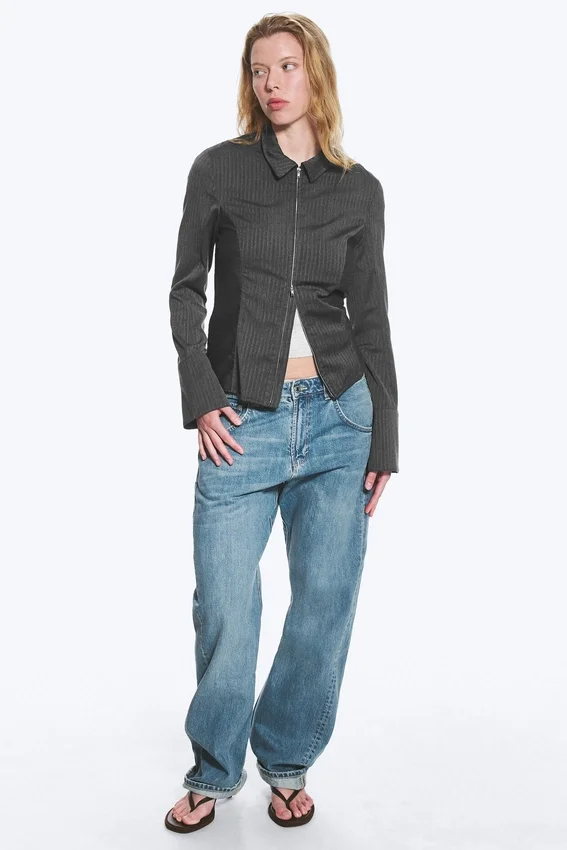 Long-Sleeved Fitted Zip Shirt – Striped Dark Grey Melange Long-Sleeved Fitted Zip Shirt – Striped Dark Grey Melange