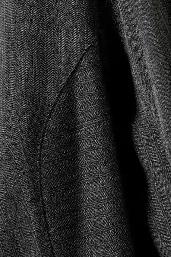 Long-Sleeved Fitted Zip Shirt – Striped Dark Grey Melange Long-Sleeved Fitted Zip Shirt – Striped Dark Grey Melange